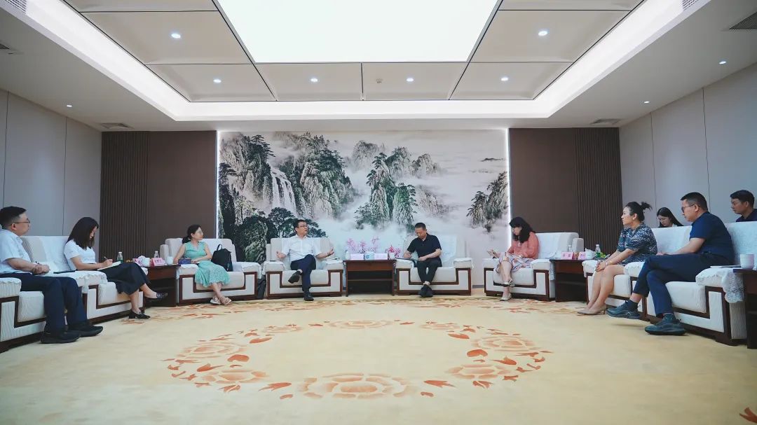 中車株洲所&宸宇富基蒞臨鵬輝能源考察交流，聚焦大儲深度合作